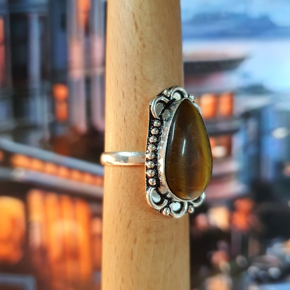 Tiger's Eye Sterling Silver Plated Ring Size 9 - Picture 6 of 10
